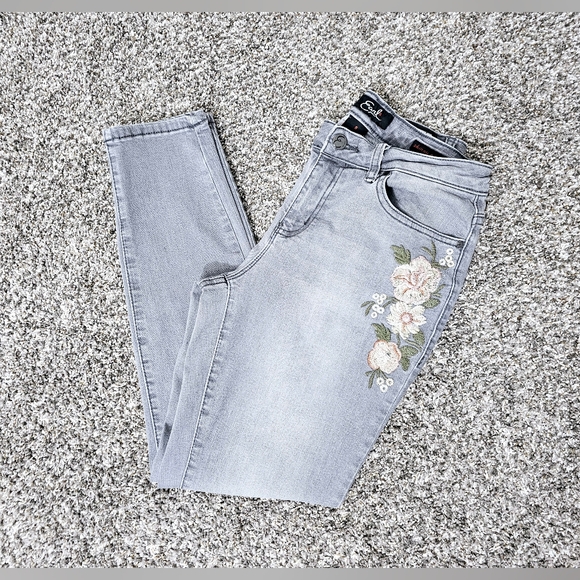 EARL JEANS SKINNY JEANS - Picture 6 of 15